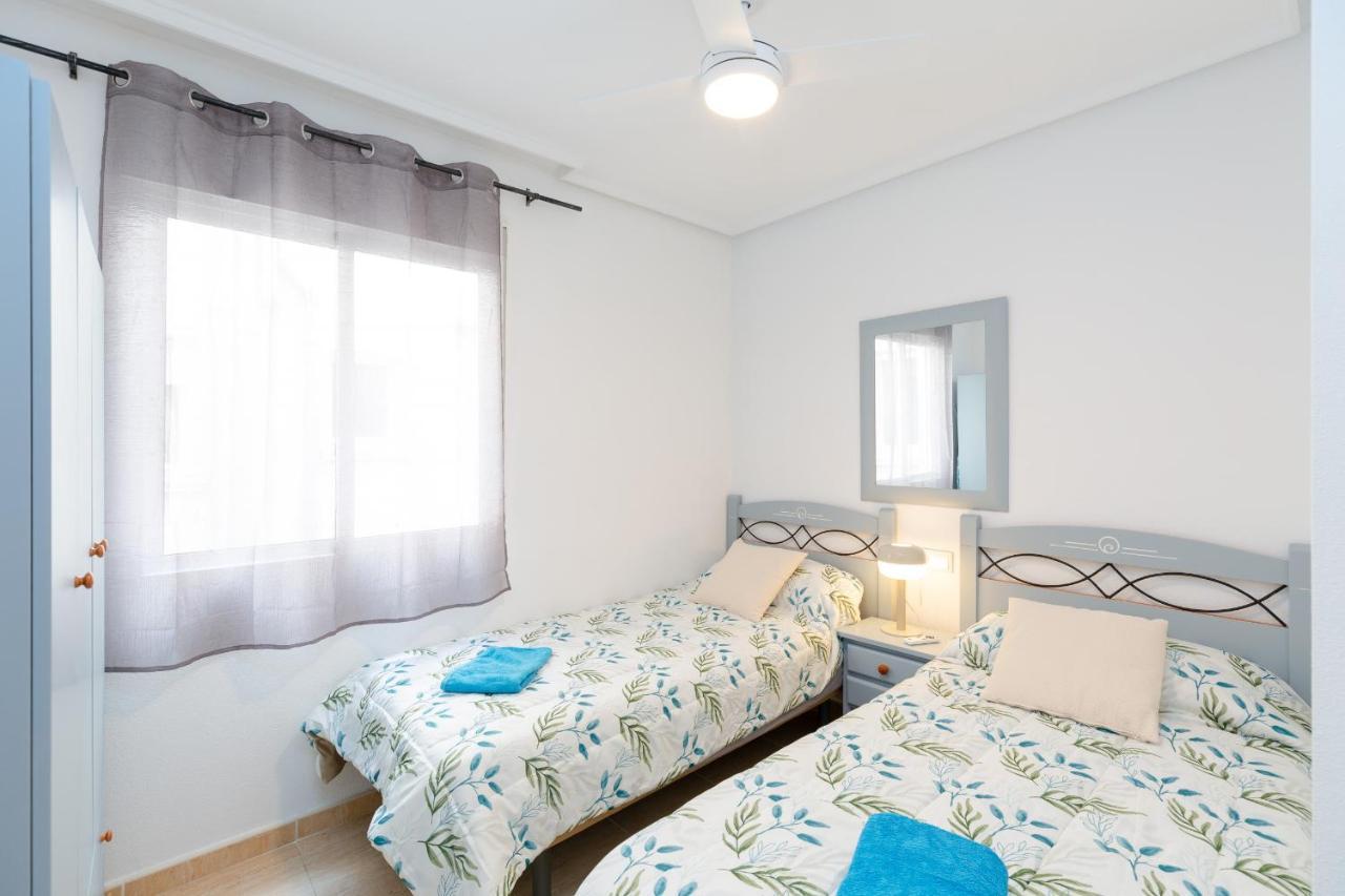 Petite Charming By Fidalsa Lejlighed Torrevieja Eksteriør billede