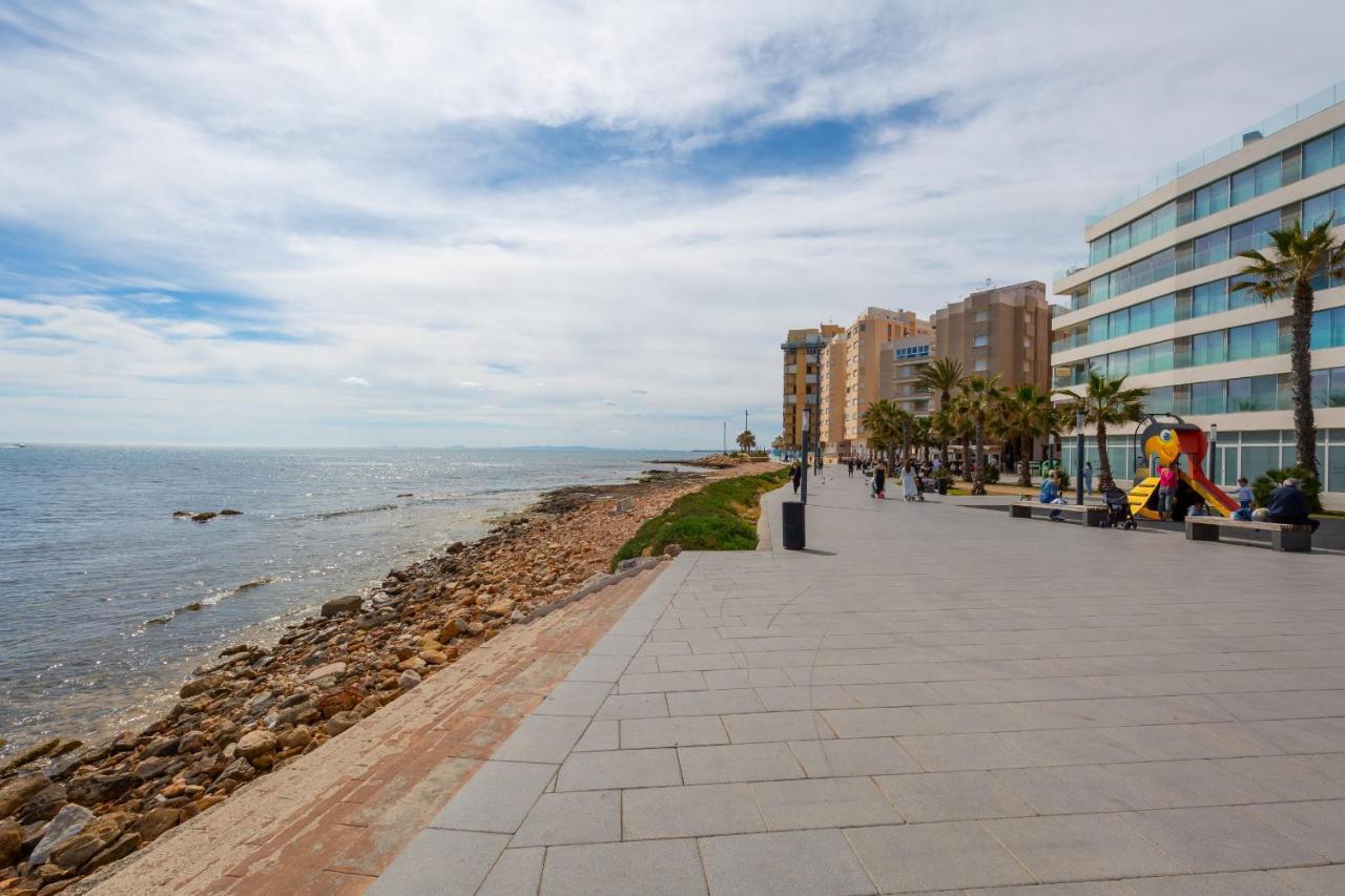 Petite Charming By Fidalsa Lejlighed Torrevieja Eksteriør billede